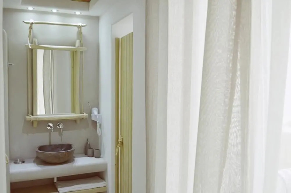 Allegro Luxury Suites