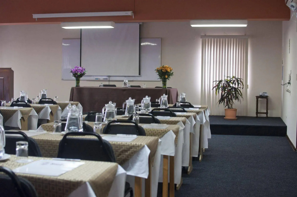 Hotel San Isidro Inn