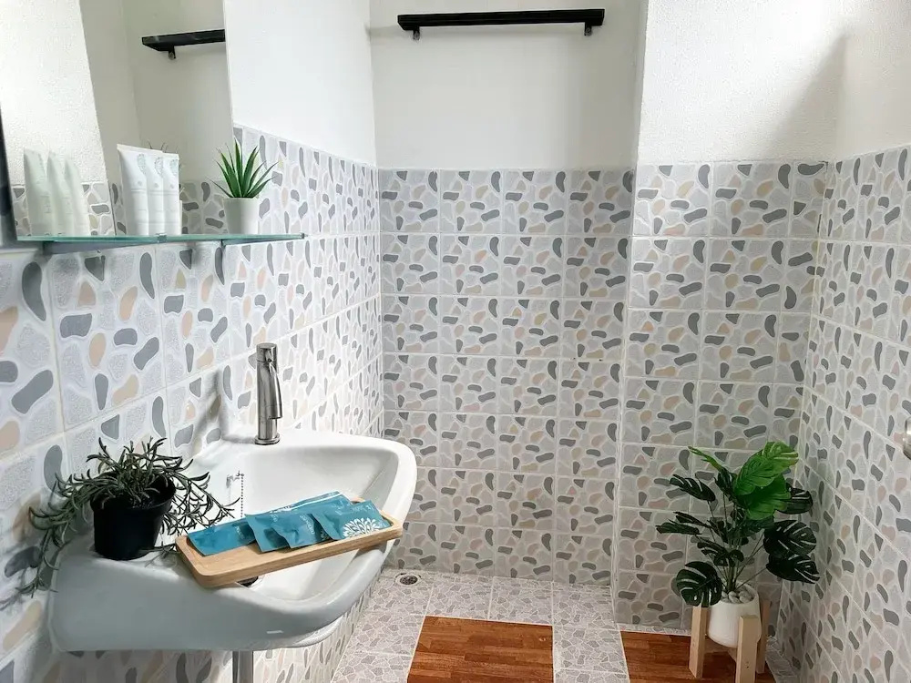 MONTANA Hotel & Hostel Phuket
