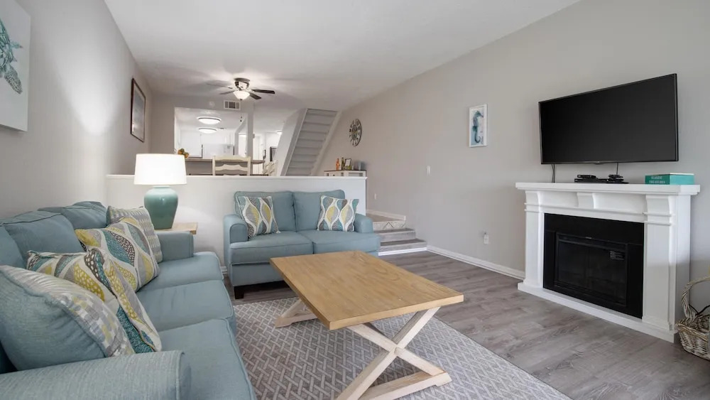 Bayou Village 615* - 2BR 3BA