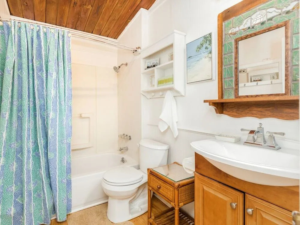 San Luis Tiki House - 3 Br home by RedAwning