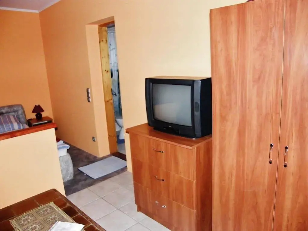 Aranyhal Apartman