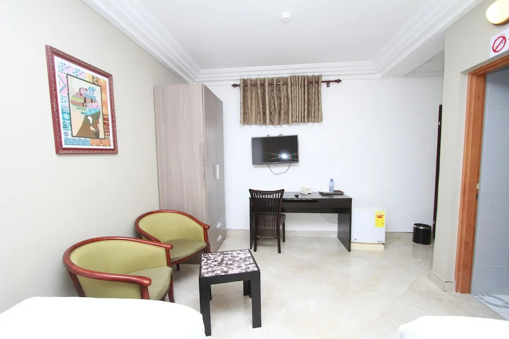 Mawuli Hotel
