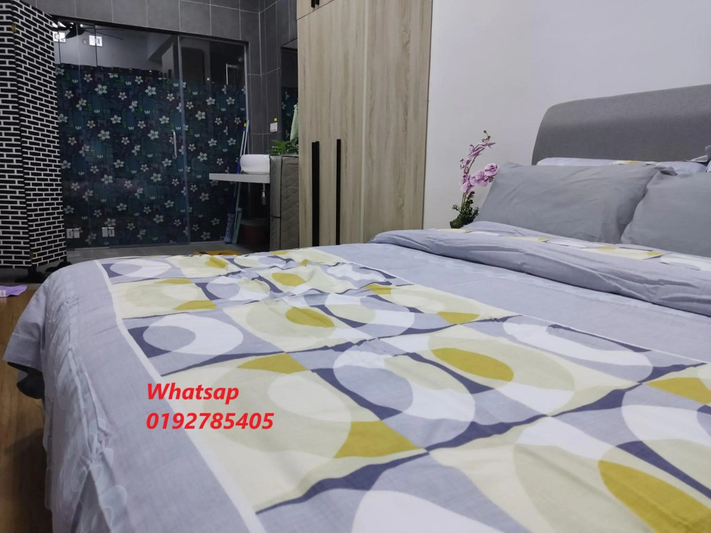 Homestay2 KL KLCC Ampang, entire Condo, Balcony, 5-10 min to Zoo, Keramat Setiawangsa Pandan Cheras, 2-7px, Pool anytime, 2free indoor parking, Cooking, Washer, Strong wifi, view Genting