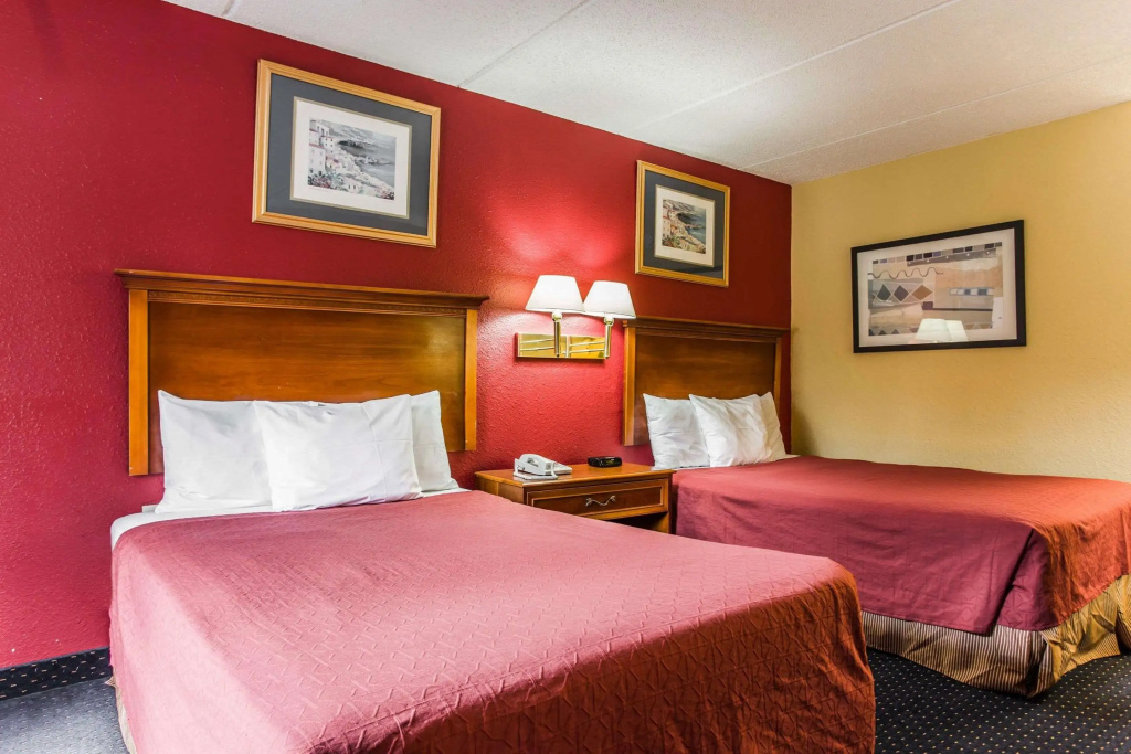 Rodeway Inn Charlotte Downtown