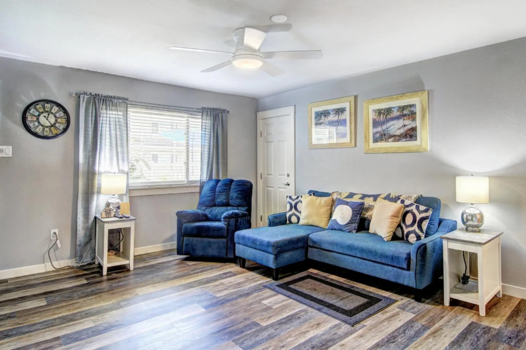 Courtyard #132 in Port Aransas