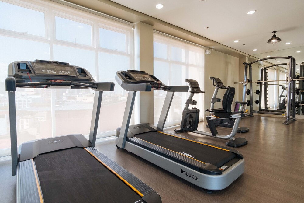 RedDoorz Premium @ Vista Heights Legarda