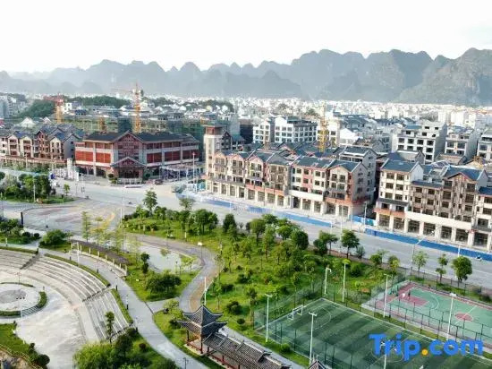 Yeste Hotel (Du'an High - speed Railway Station Binjiang Zhuangyuan Food Street Branch)