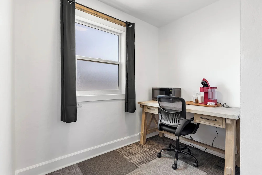 Copper Hill Suites