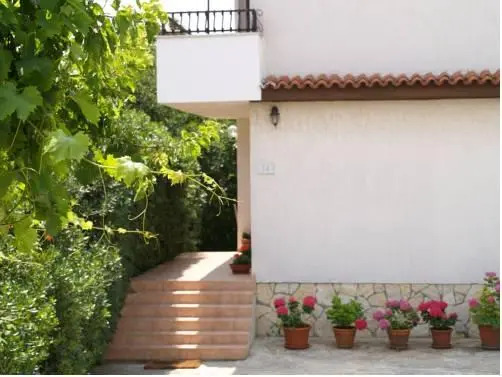 Apartments Ivanisevic