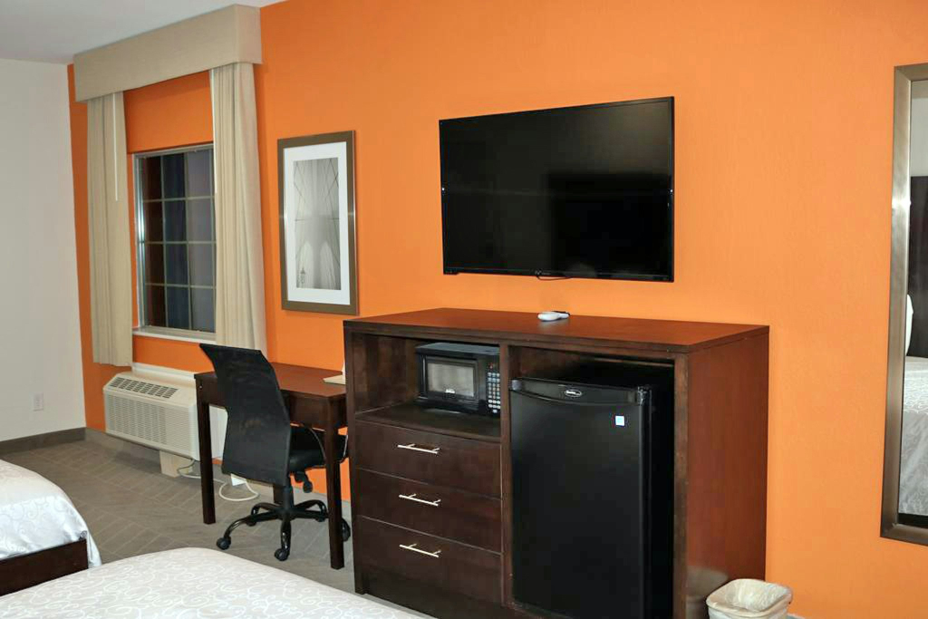 Scottish Inn & Suites - IAH Airport