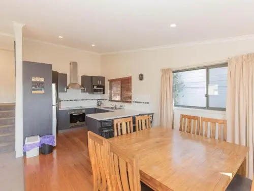 Boronia 6/30 Nettin Circuit