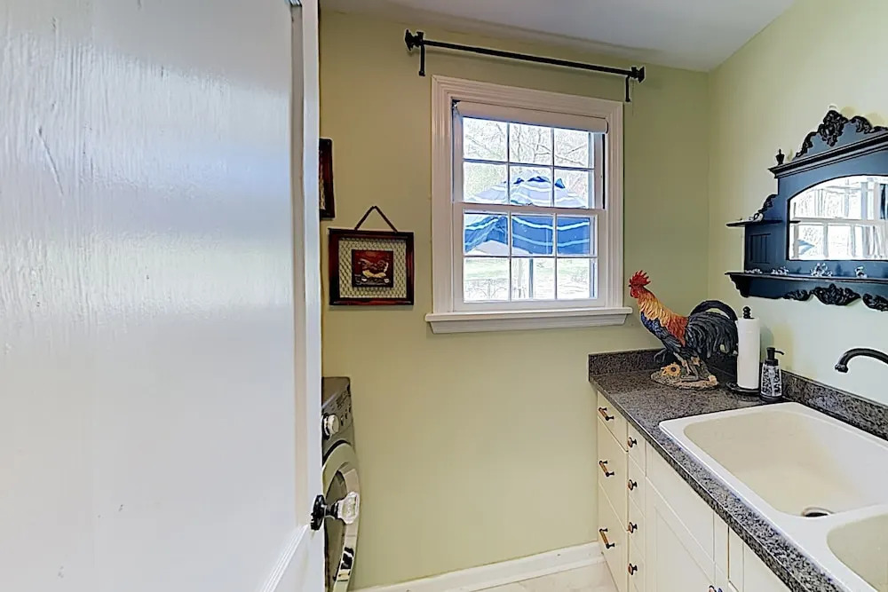 Elegant Updated W/ Pond On 20 Acres 4 Bedroom Home