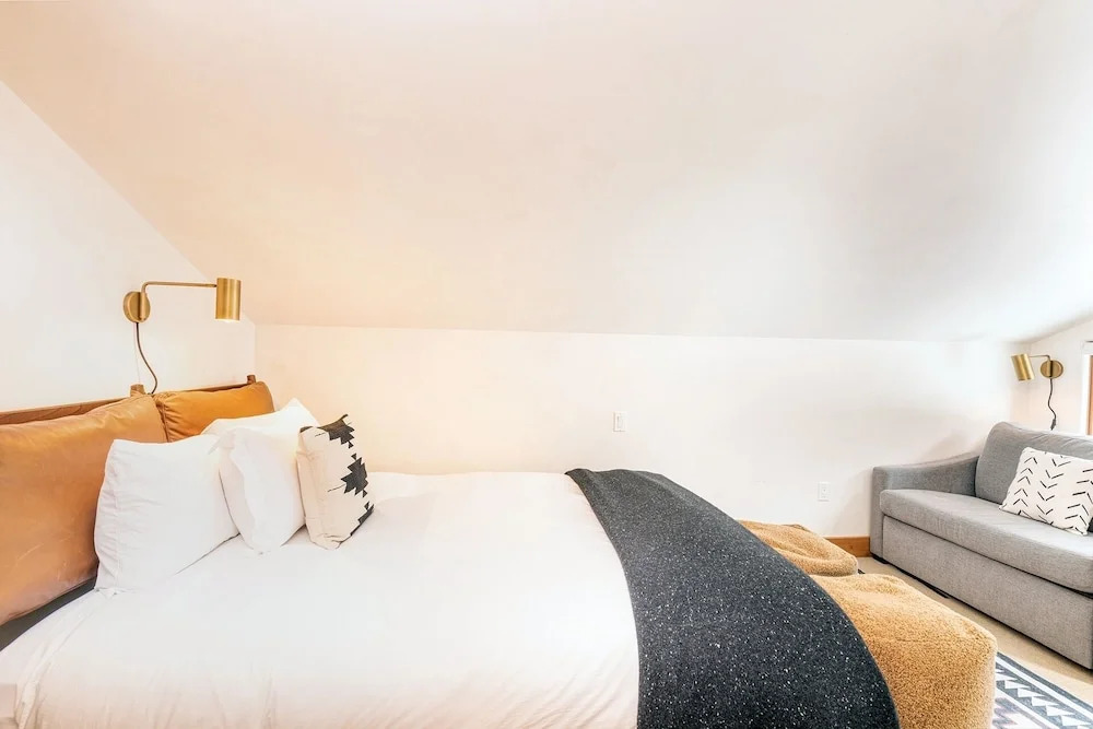 Telluride Lodge 526 - A True Mountain Retreat In Beautiful Telluride Town. 3 Bedroom Condo by RedAwning