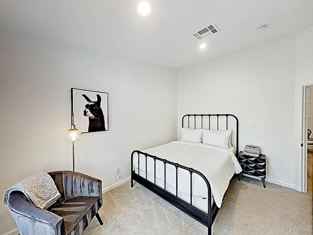 New Listing! Upscale Gem W/ Great Central Location Home