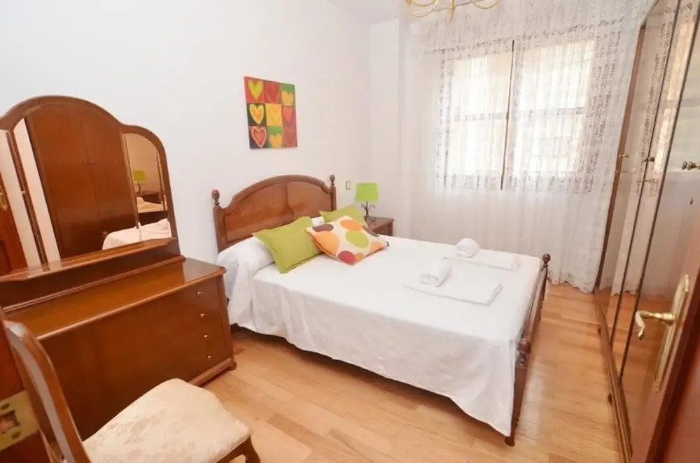 Apartment - 3 Bedrooms - 103313