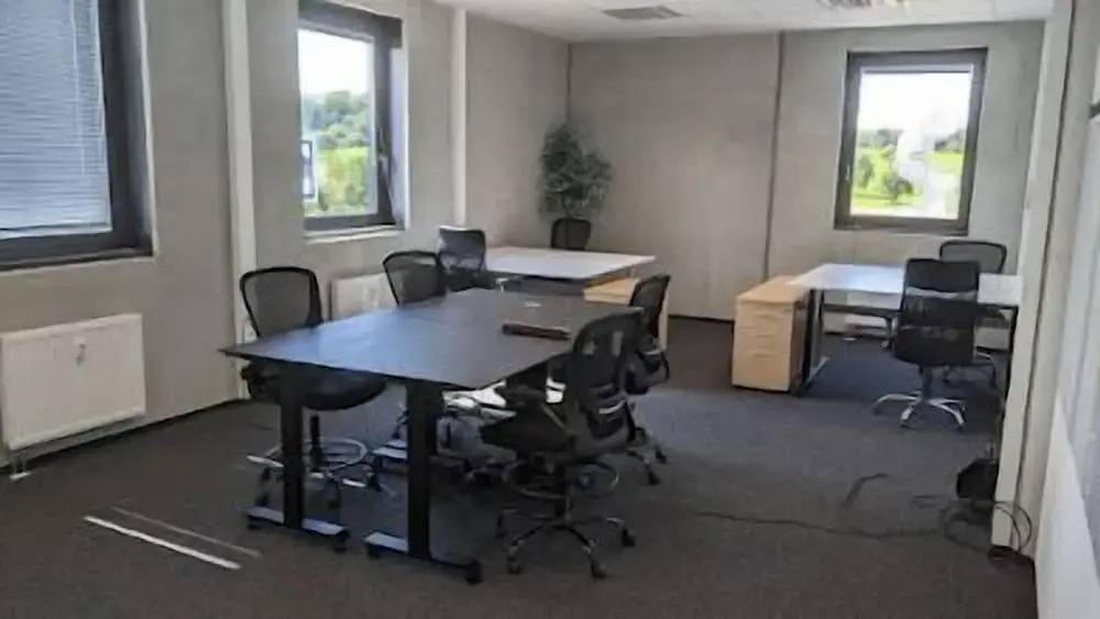 Boardingrooms Direct A8, Close to Stuttgart, 25min