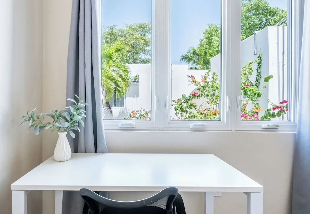 La Mona Loiza Apartment Complex by Stay with Bear