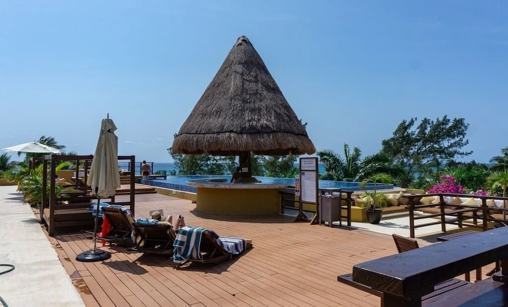 Casa Soleada 2 Bedroom Condo by RedAwning