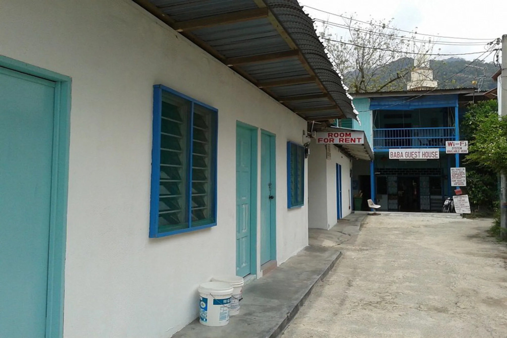 Babas Guest House By The Sea