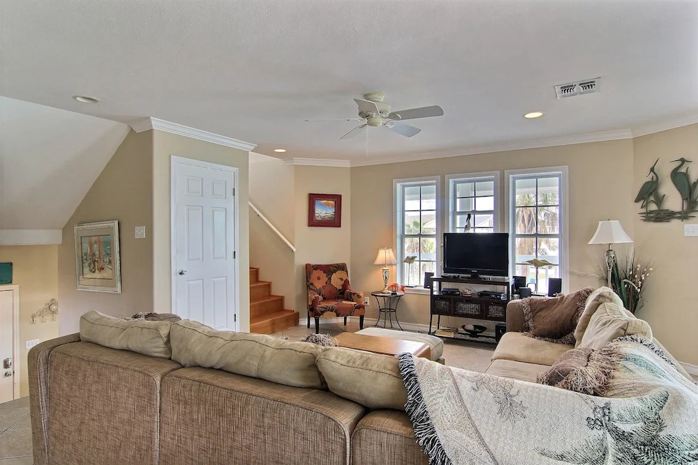 Holiday Beach House 3Br Home