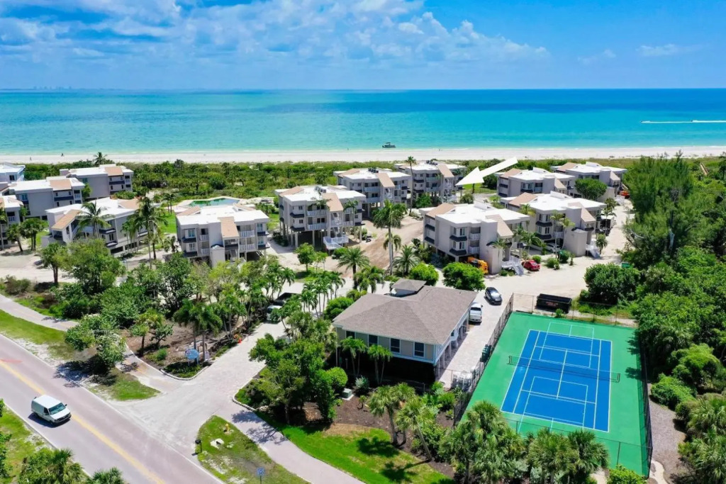 Shell Island Beach Club #5B