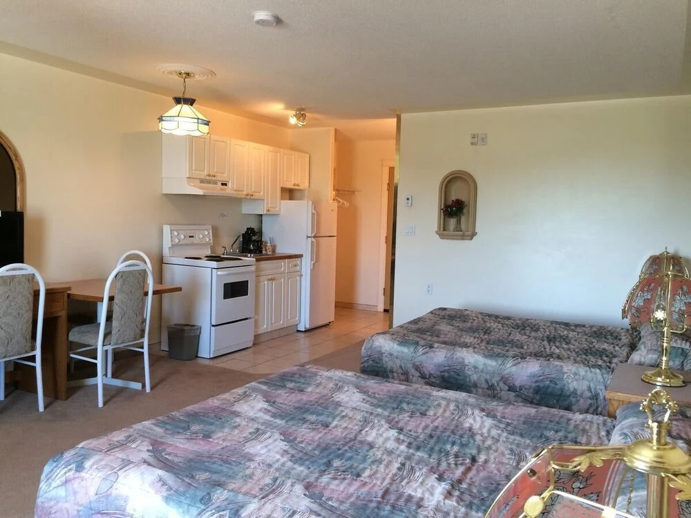 Western Budget Motel #1 & 2 Whitecourt