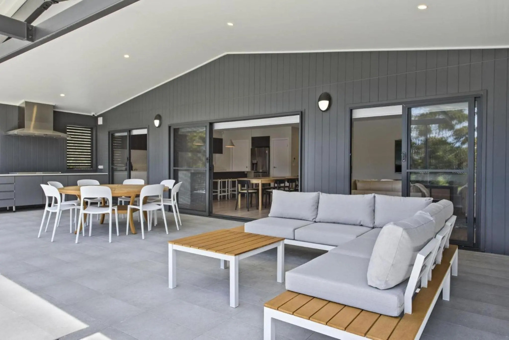 The Lookout - Belle Escapes Jervis Bay