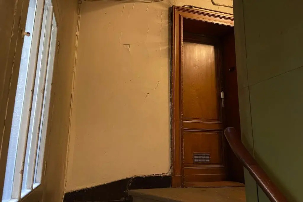 Nice furnished apartment with inner courtyard near the city center