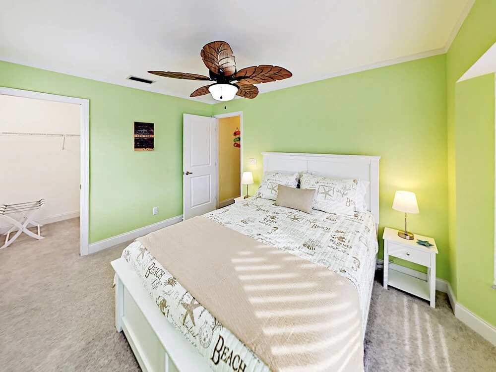 South West 4th - 4 Br Home