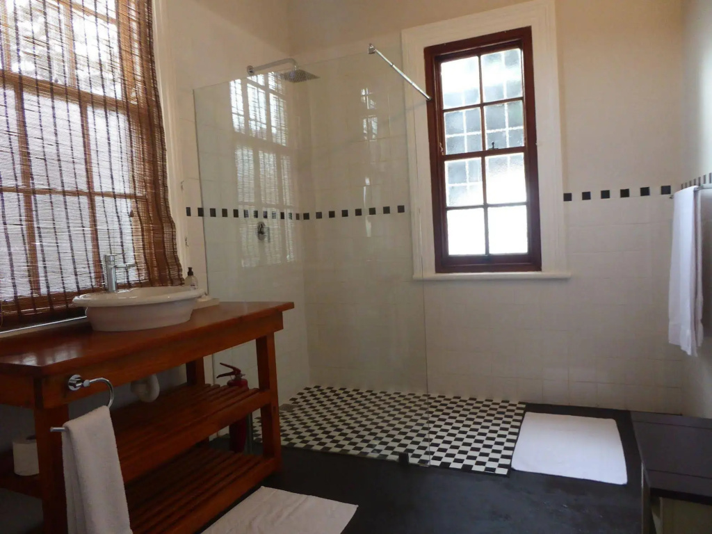 Airlies Guest House