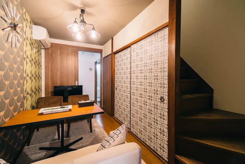IKIDANE HOUSE OSAKA Kyobashi