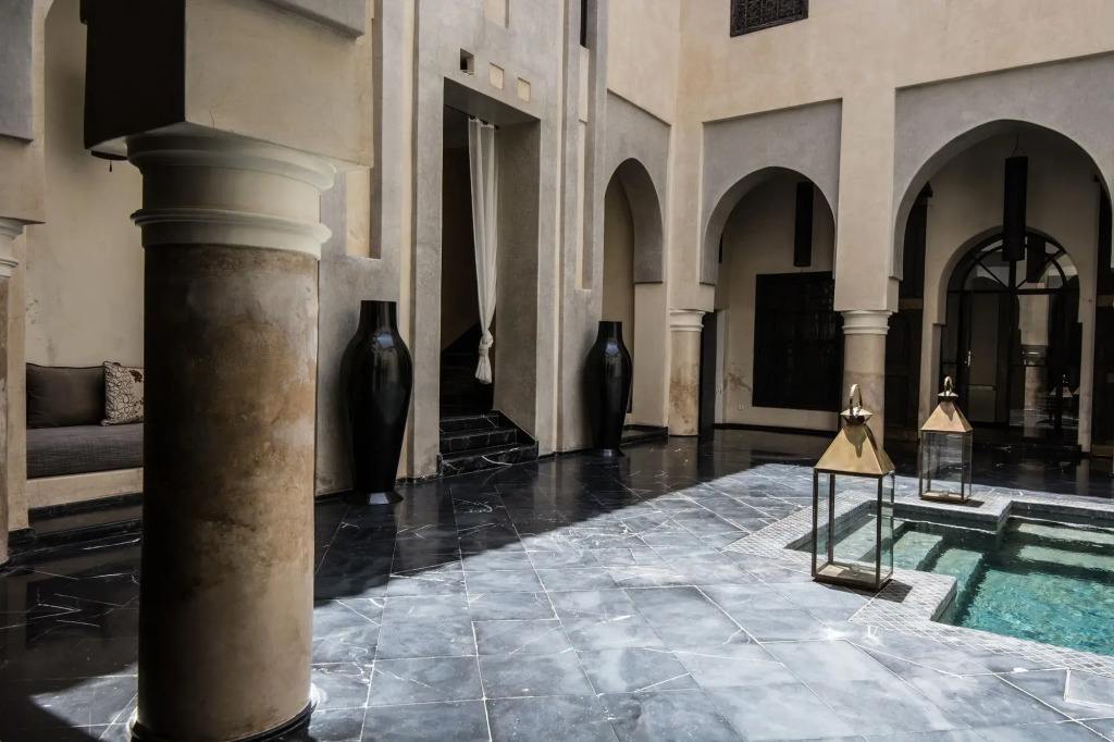Riad K