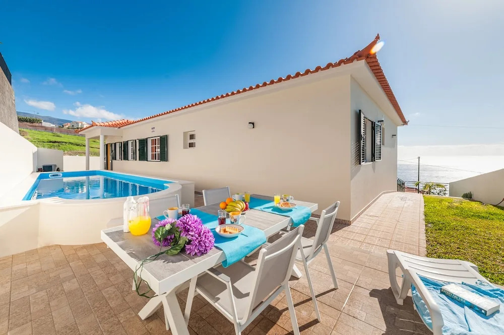 Villa Pacífico by MHM