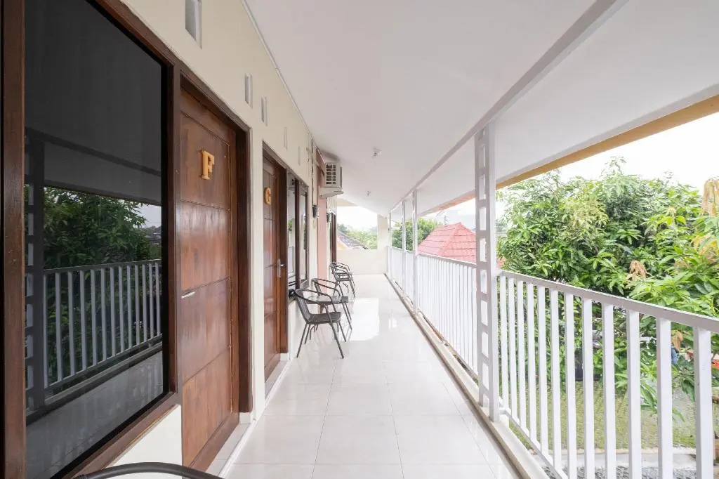 Oyo 2914 Teratai Guest House