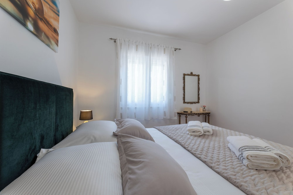 Luxury Villa ARIA, Apartment