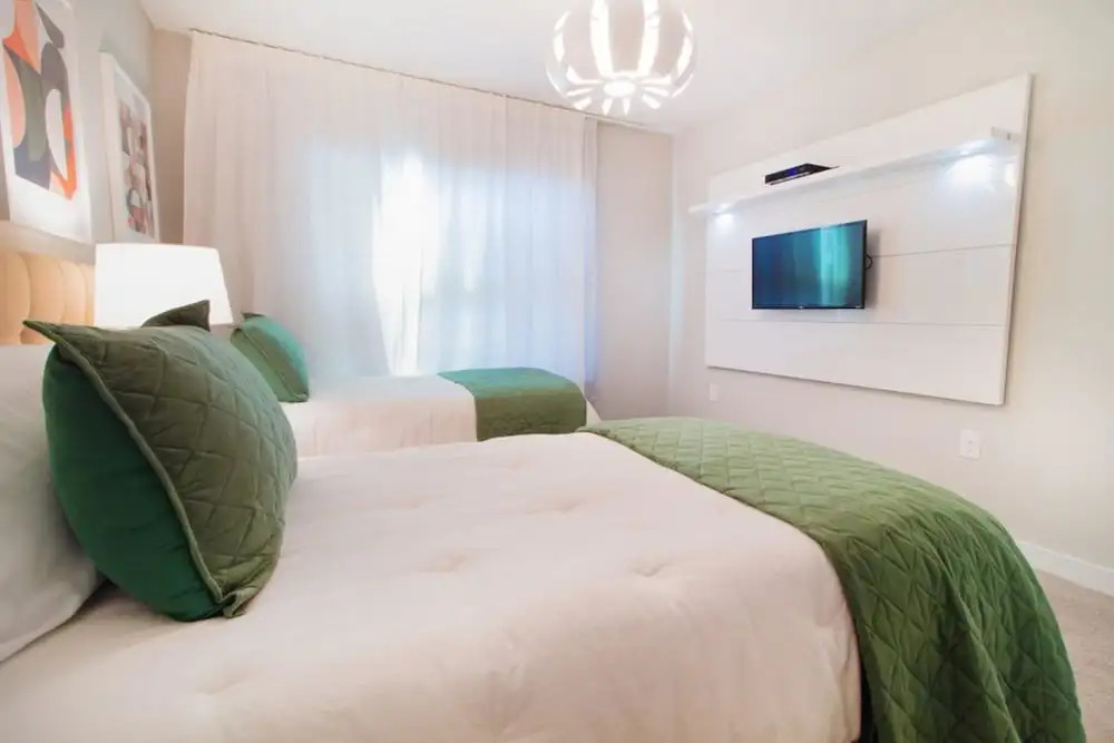 Wonderful Townhomes With Four Bedrooms Close to Disney
