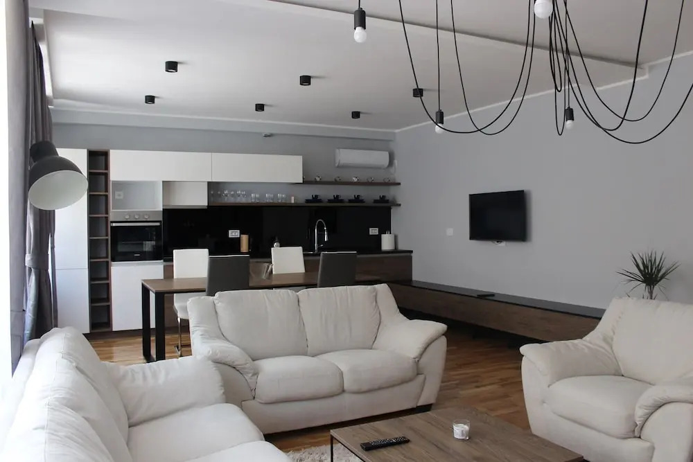 Home Living Apartments