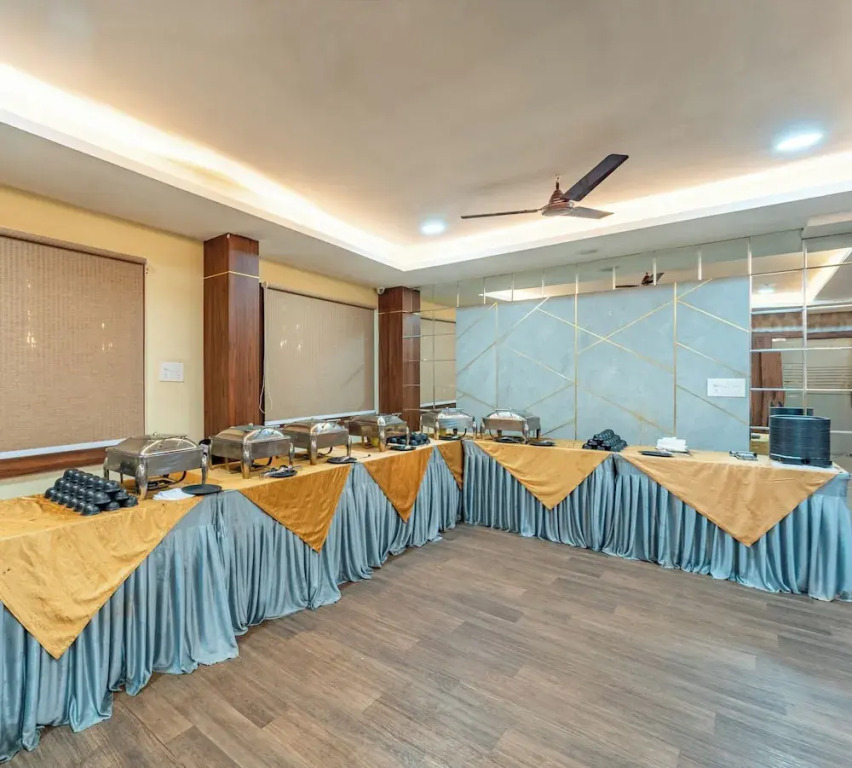 Treebo Premium Zorba - Hoshangabad Road