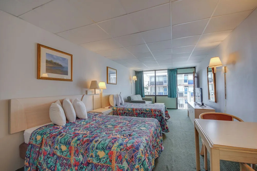 Surf Inn Suites