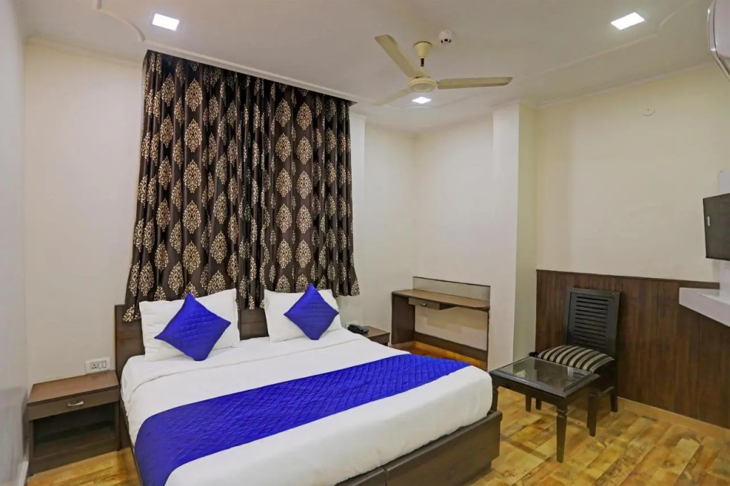 Hotel Grand Tushar