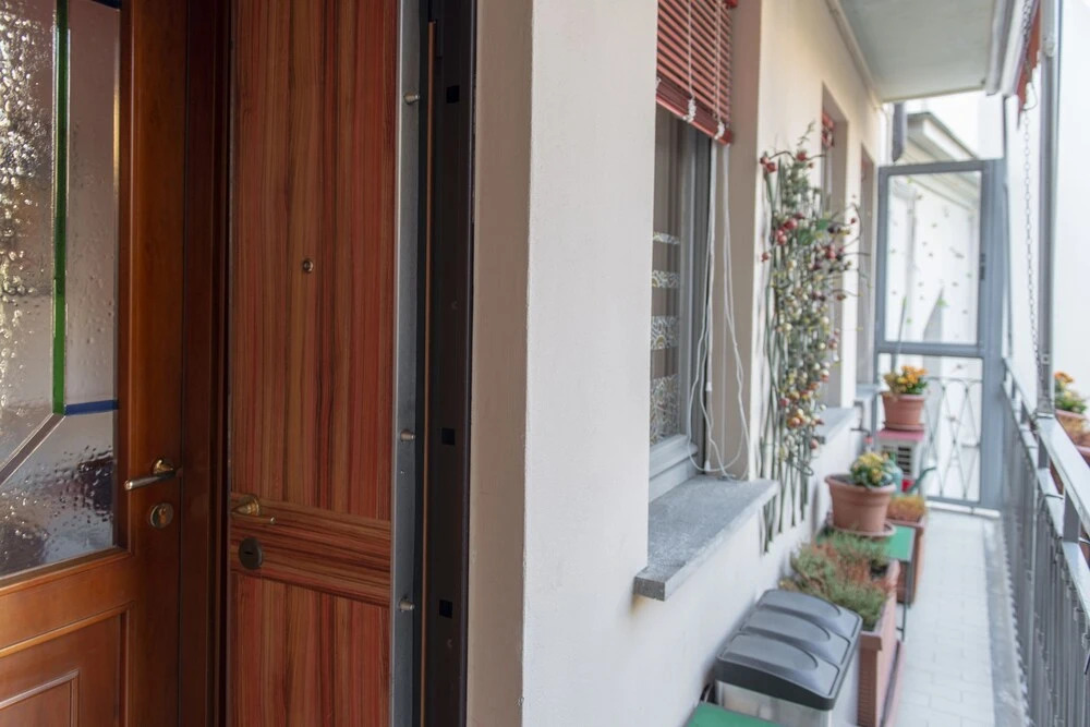 Santo Stefano - 3721 - Milan - Hld 37526