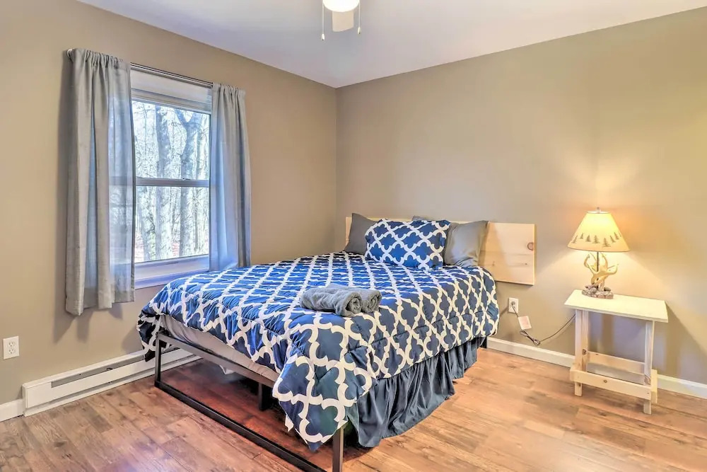 Hike & Swim: Family Home in Albrightsville!