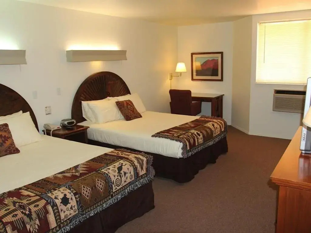 Ticaboo Lodge