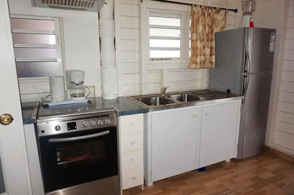 Apartment With one Bedroom in Le Gosier, With Furnished Terrace and Wifi - 3 km From the Beach