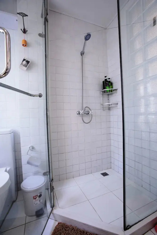 Wonderland Yuyuan Rd Designer's Homestay