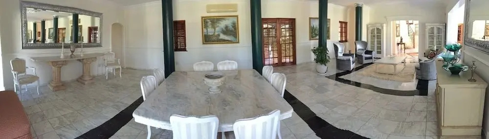 Villa Anastasia B and B