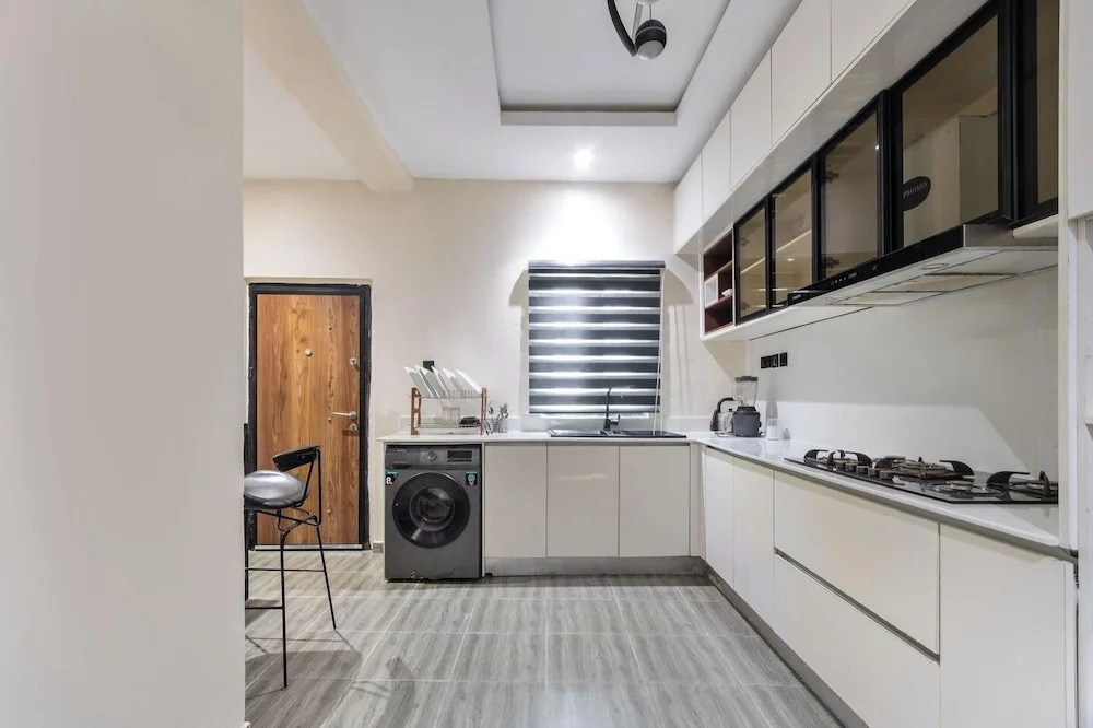 Aij Residence