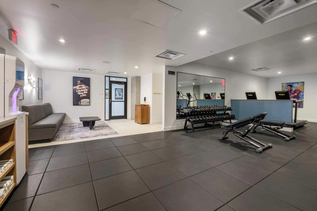 Hotel Bourre Bonne Louisville, Curio Collection by Hilton