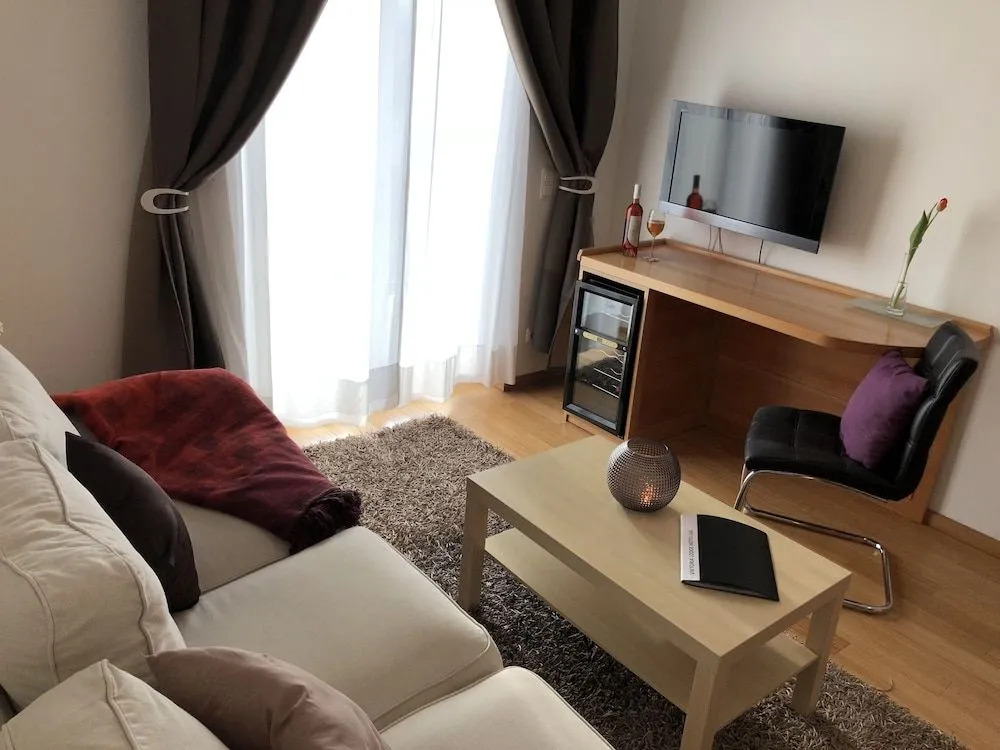 Viktoria Lodge Bed and Breakfast
